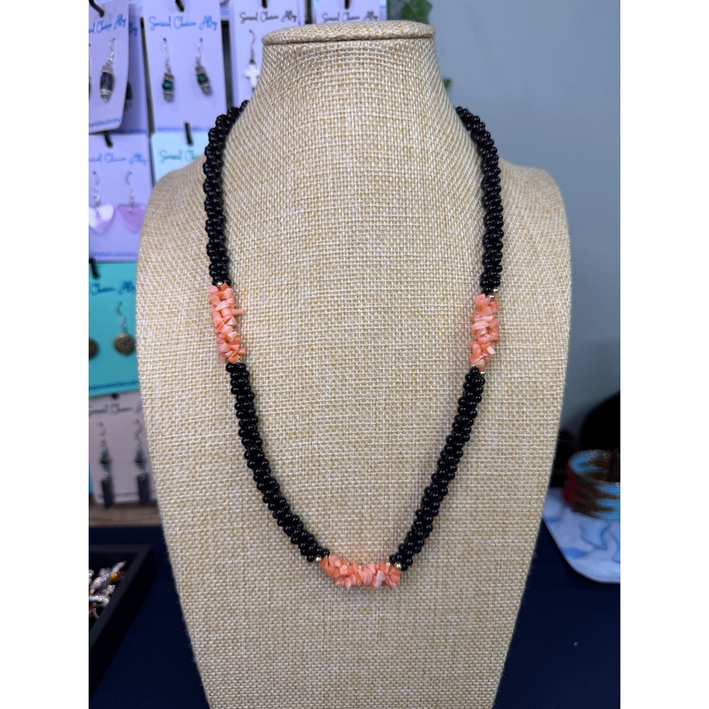 Vintage Black Beaded Twist Necklace with Peach Coral Chip Accents Barrel Clasp